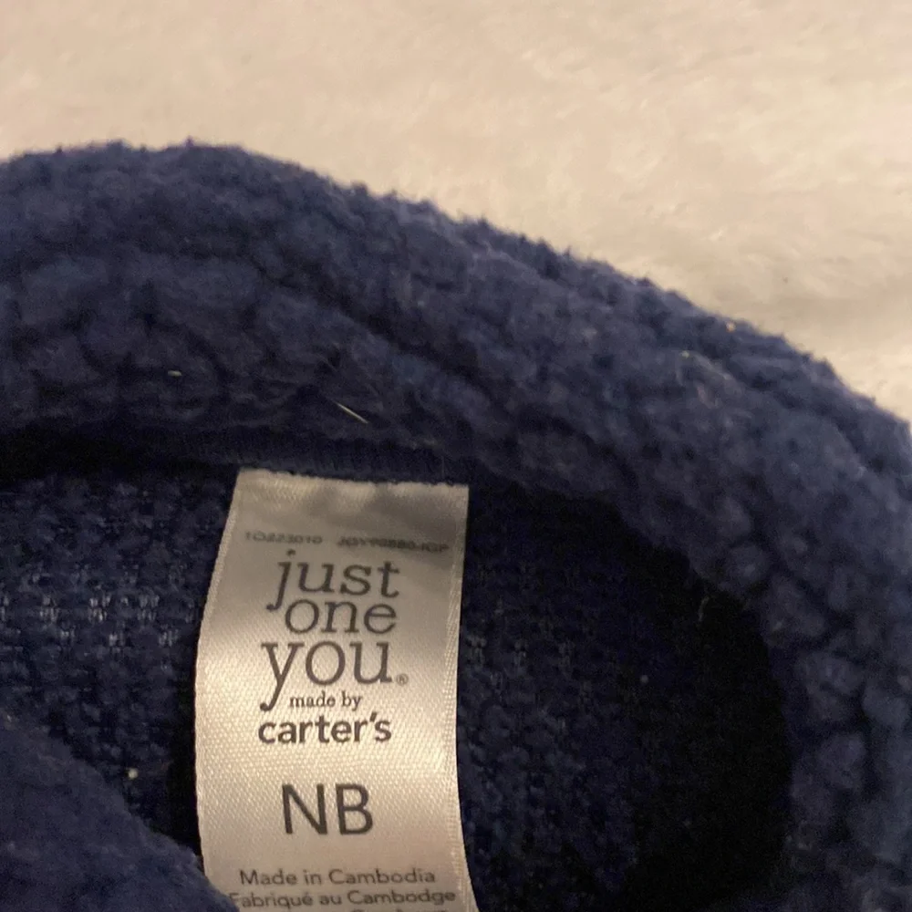 🧸10/$10 BABY SALE - Carters blue vest